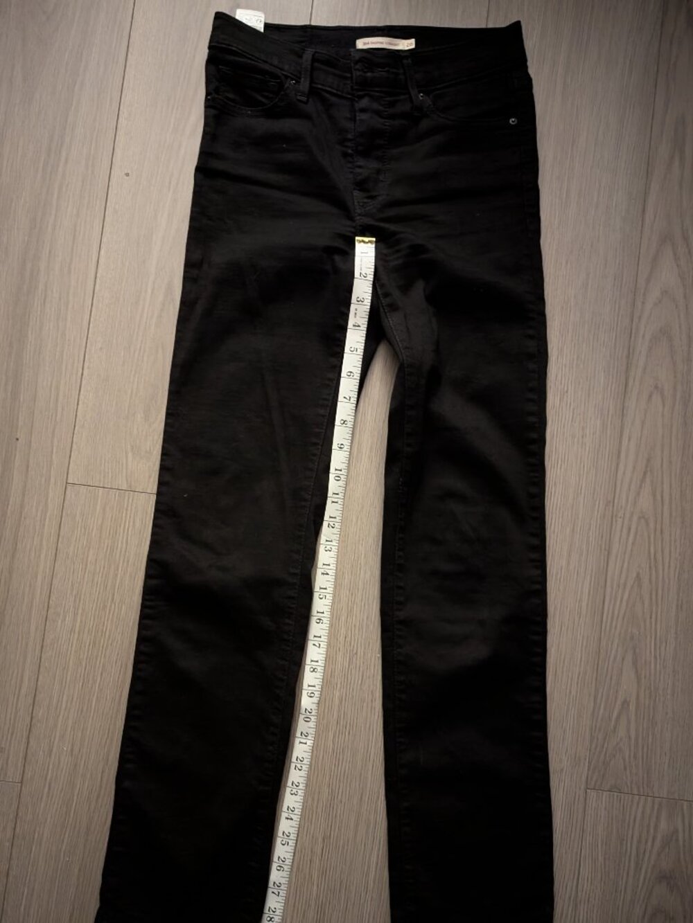 Levi's 314 Shaping Straight Jean Size 26